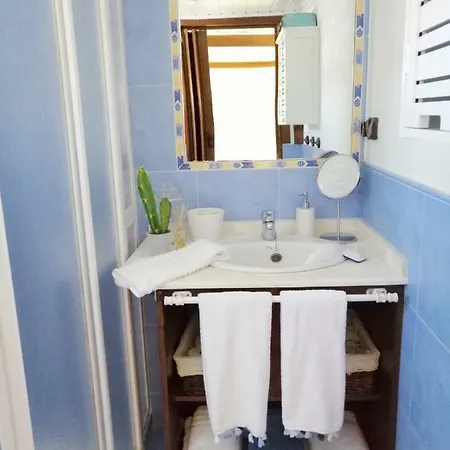 Casita Nekagarden بيت للعطل فيجو